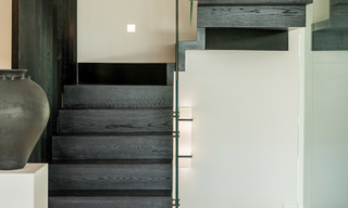 Spectaculaire moderne designer villa te koop, eerstelijns golf in Nueva Andalucia, Marbella 27234 