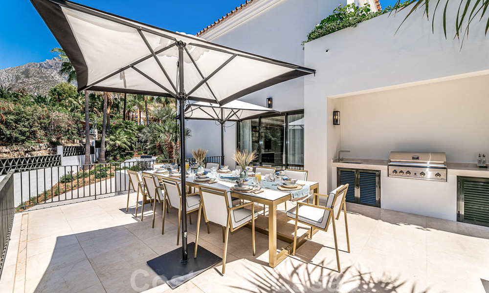 Luxevilla te koop in een elegante klassieke stijl in Sierra Blanca, Marbella 32229