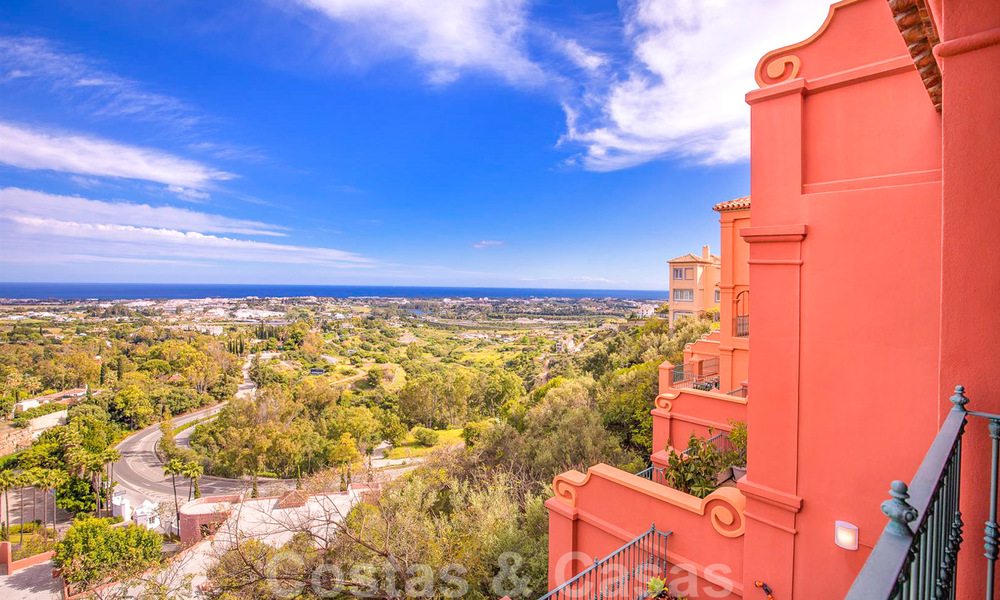 Luxe penthouse appartement met panoramisch uitzicht over de hele kust te koop, dicht bij voorzieningen en golf, Benahavis – Marbella 27520