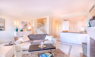 Luxe penthouse appartement met panoramisch uitzicht over de hele kust te koop, dicht bij voorzieningen en golf, Benahavis – Marbella 27523 