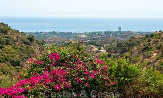 Tijdloos modern appartement te koop in Marbella met zeezicht 27979 