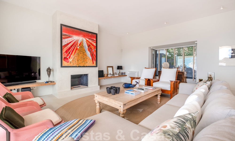 Prachtig huis met uitzicht op de groene omgeving en de zee in een gated community op de Golden Mile - Marbella 28576