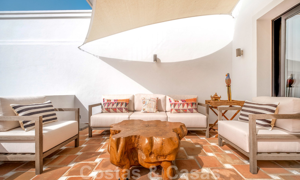 Prachtig huis met uitzicht op de groene omgeving en de zee in een gated community op de Golden Mile - Marbella 28579