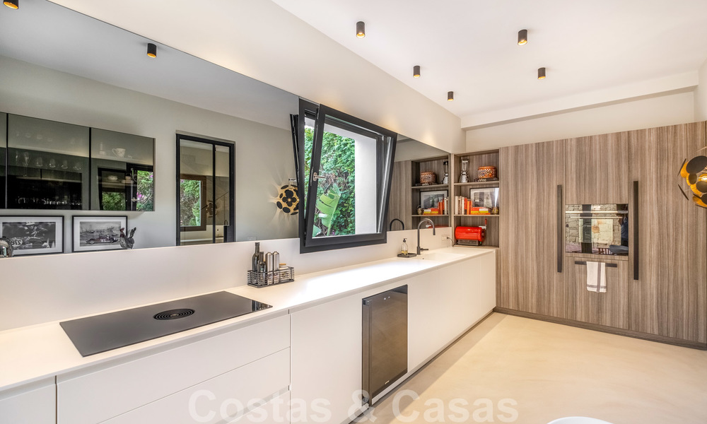 Prachtig huis met uitzicht op de groene omgeving en de zee in een gated community op de Golden Mile - Marbella 28594