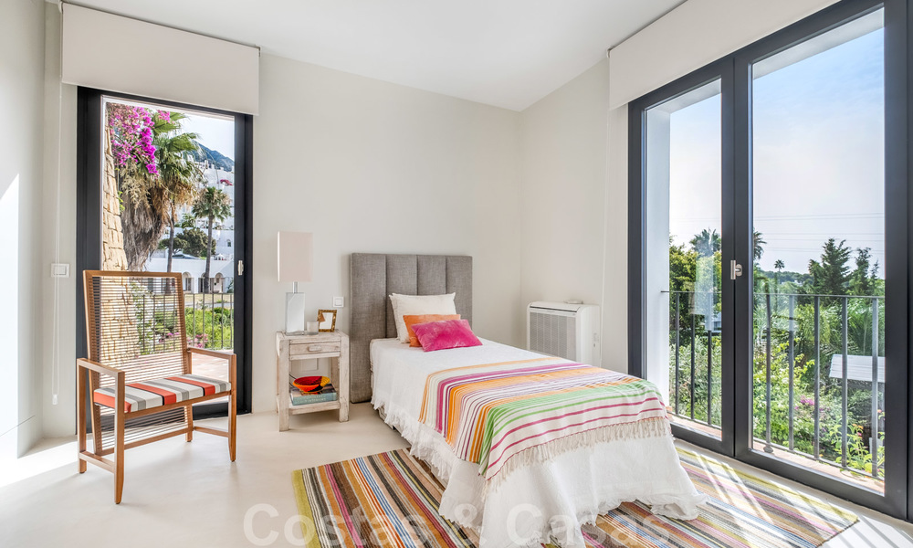 Prachtig huis met uitzicht op de groene omgeving en de zee in een gated community op de Golden Mile - Marbella 28600