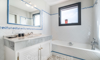 Prachtig huis met uitzicht op de groene omgeving en de zee in een gated community op de Golden Mile - Marbella 28602 