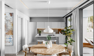 Elegante, nieuwe moderne villa's te koop in Manilva, Costa del Sol. Loopafstand tot het strand, de golfclub, de voorzieningen en de jachthaven 28631 