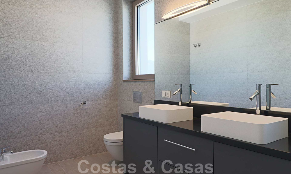 Instapklare moderne villa te koop, op loopafstand van Puerto Banus in Nueva Andalucia, Marbella 28664