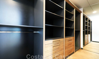 Instapklare moderne villa te koop, op loopafstand van Puerto Banus in Nueva Andalucia, Marbella 28669 