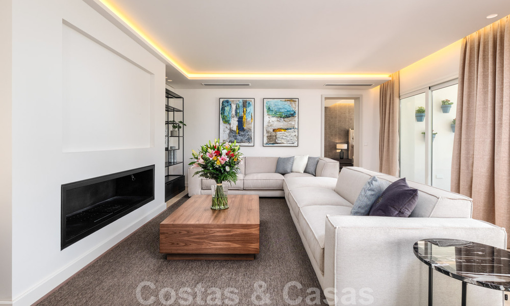 Te koop, eerstelijns golfvilla, smaakvol gerenoveerd in begeerde, rustige buurt in Guadalmina, Marbella 29274