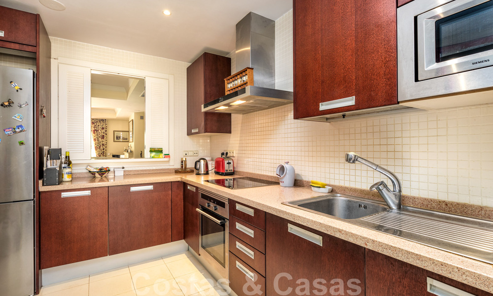 Appartementen en rijhuizen te koop op loopafstand van voorzieningen en Puerto Banus in Nueva Andalucia, Marbella 29295