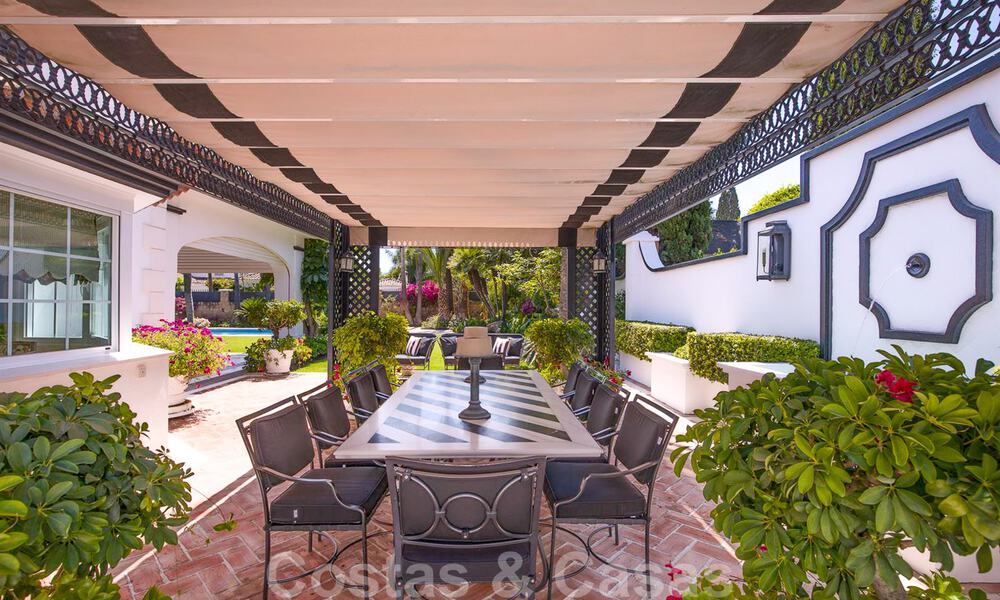 Spectaculaire, elegante villa te koop nabij het strand in het westen van Marbella 29403