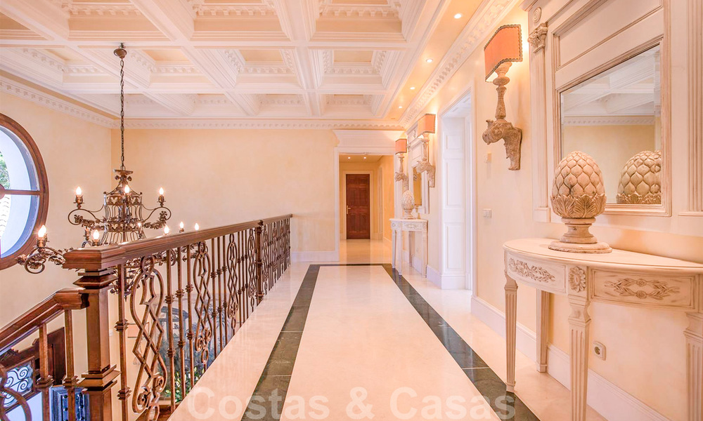 Spectaculaire, elegante villa te koop nabij het strand in het westen van Marbella 29411