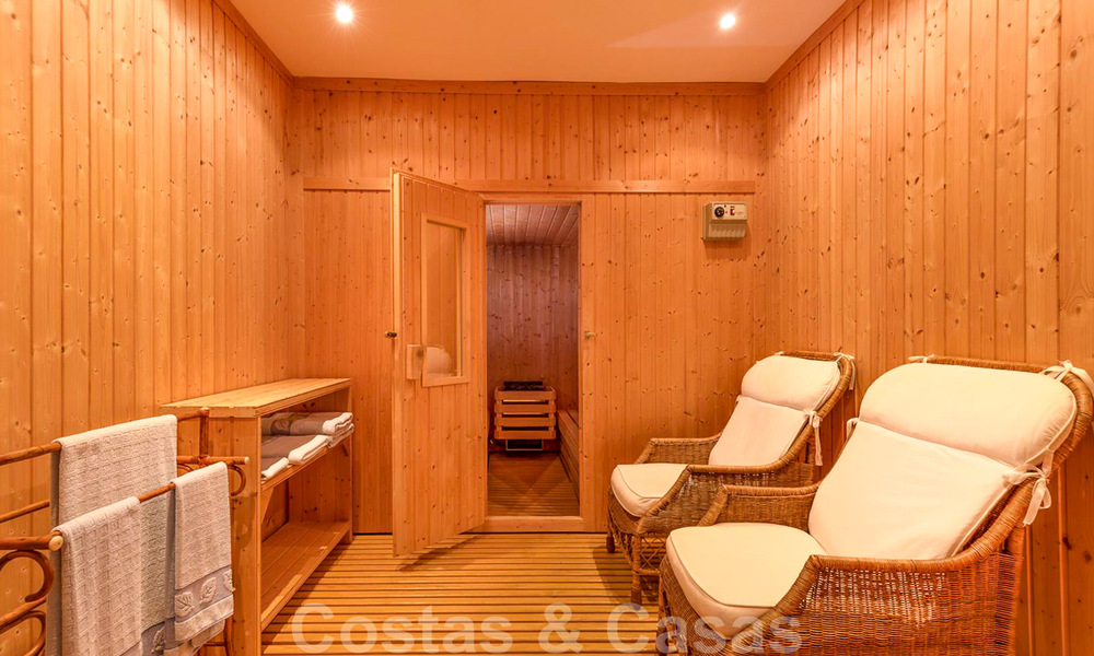 Spectaculaire, elegante villa te koop nabij het strand in het westen van Marbella 29424