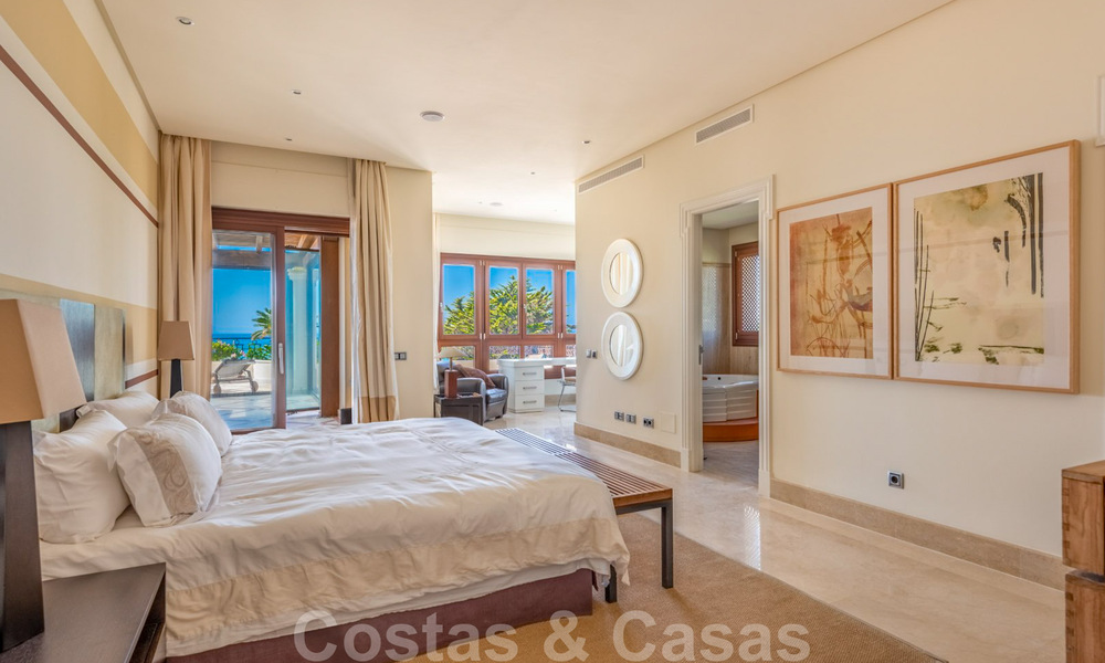 Exclusief eerstelijns strand penthouse appartement te koop in Los Monteros, Marbella 29584