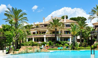Exclusief eerstelijns strand penthouse appartement te koop in Los Monteros, Marbella 29590 