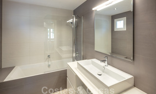 Luxueus gerenoveerd appartement met prachtig uitzicht op zee te koop in Puente Romano - Golden Mile, Marbella 29912 