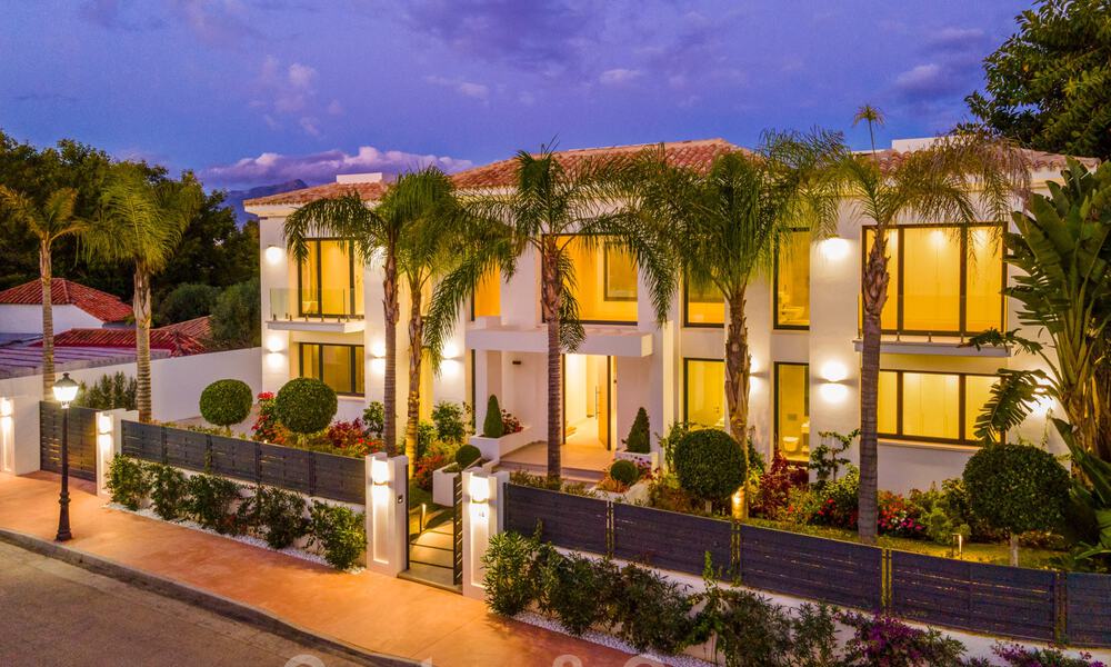 Ruime, nieuwe moderne villa te koop vlak bij het strand en de golfbaan in Marbella - Estepona 30176