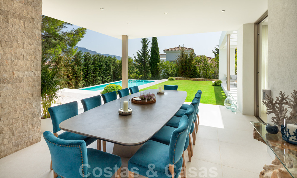 Elegante vernieuwbouw villa te koop met prachtig uitzicht op de berg La Concha in Nueva Andalucia - Marbella 30067