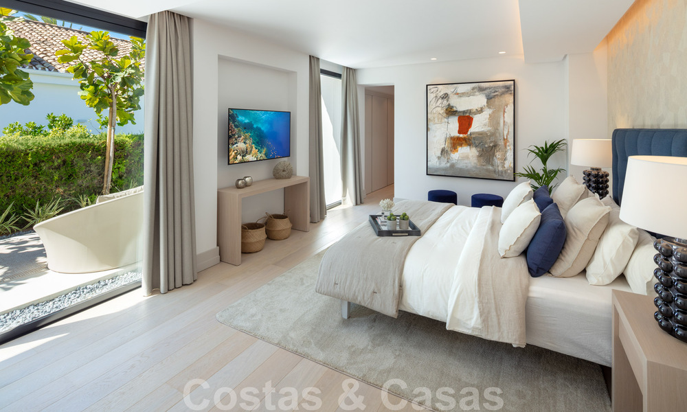 Stijlvol gerenoveerde villa te koop met prachtig uitzicht op de bergen in Nueva Andalucia - Marbella, op loopafstand van voorzieningen 30288