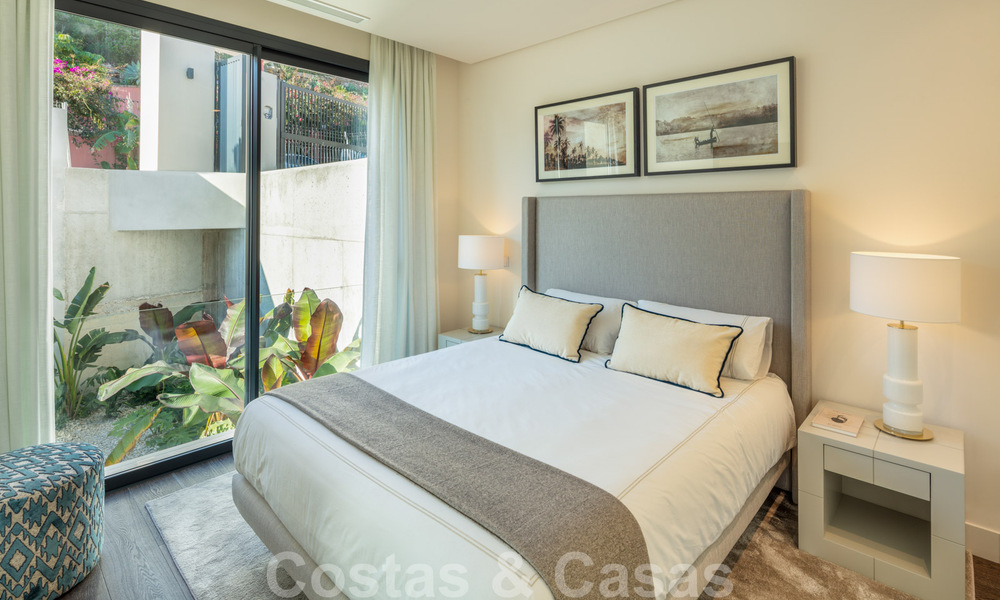 Laatste villa! Hedendaagse moderne nieuwbouw villa met zeezicht te koopin Nueva Andalucia, Marbella 30328