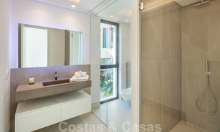 Laatste villa! Hedendaagse moderne nieuwbouw villa met zeezicht te koopin Nueva Andalucia, Marbella 30329 