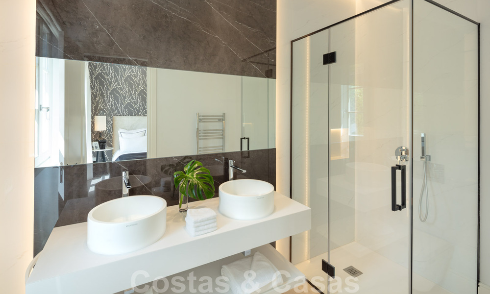 2 Elegante nieuwe luxevilla´s te koop van topkwaliteit in een klassieke en Provençaalse stijl boven de Golden Mile in Marbella 30466