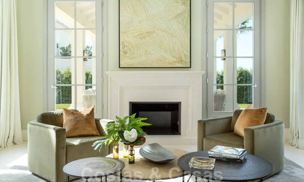 2 Elegante nieuwe luxevilla´s te koop van topkwaliteit in een klassieke en Provençaalse stijl boven de Golden Mile in Marbella 30493