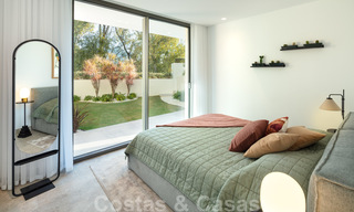 Gloednieuwe villa in eigentijdse stijl in een gated community met panoramisch zeezicht te koop in Benahavis - Marbella 30652 