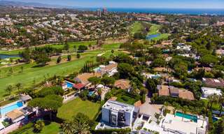Moderne designvilla te koop in het hart van Nueva Andalucia, Marbella 30840 