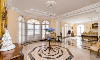 Statige landelijke villa te koop in een klassieke Mediterrane stijl op de New Golden Mile, dicht bij het strand en Estepona centrum 31395 