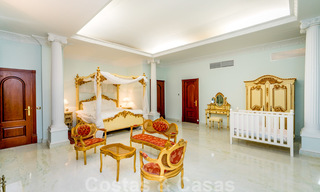 Statige landelijke villa te koop in een klassieke Mediterrane stijl op de New Golden Mile, dicht bij het strand en Estepona centrum 31422 