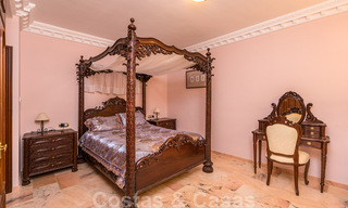 Statige landelijke villa te koop in een klassieke Mediterrane stijl op de New Golden Mile, dicht bij het strand en Estepona centrum 31425 