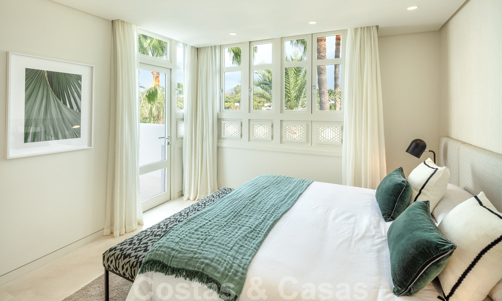 Toplocatie, volledig gerenoveerd penthouse met gedeeltelijk zeezicht te koop in Puente Romano - Golden Mile, Marbella 31252