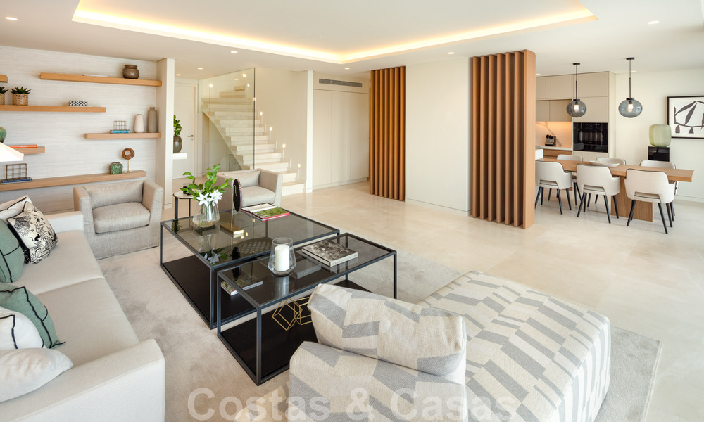 Toplocatie, volledig gerenoveerd penthouse met gedeeltelijk zeezicht te koop in Puente Romano - Golden Mile, Marbella 31264