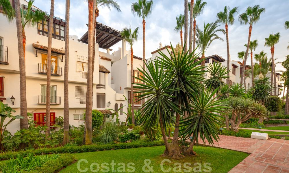 Toplocatie, volledig gerenoveerd penthouse met gedeeltelijk zeezicht te koop in Puente Romano - Golden Mile, Marbella 31272