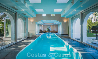 Unieke luxe villa in een Andalusische-Moorse stijl te koop op loopafstand van het strand en de golfbaan in West Marbella 31294 