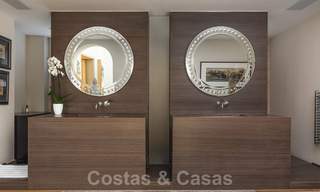 Unieke luxe villa in een Andalusische-Moorse stijl te koop op loopafstand van het strand en de golfbaan in West Marbella 31320 