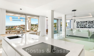 Woonklaar nieuw luxe penthouse te koop met panoramisch zeezicht in een exclusief complex in Nueva Andalucia te Marbella 31537 