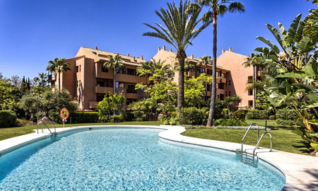 Luxeappartement te koop nabij het strand in een prestigieus complex, net ten oosten van het centrum van Marbella 31622