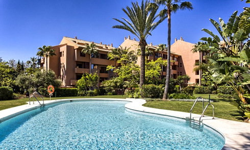 Luxeappartement te koop nabij het strand in een prestigieus complex, net ten oosten van het centrum van Marbella 31622