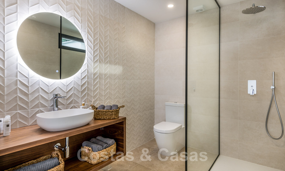 Prachtig gerenoveerde villa in Scandinavische stijl, met prachtig uitzicht te koop in Benahavis - Marbella 31703