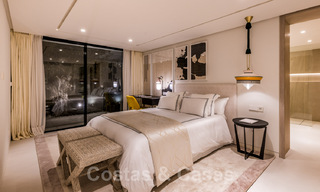 Gerenoveerde luxevilla in een contemporaine stijl te koop, dicht bij voorzieningen in de golfvallei van Nueva Andalucia, Marbella 31789 