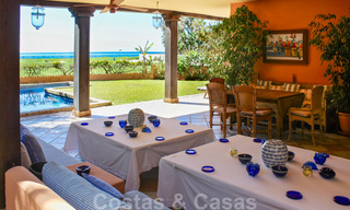 Eerstelijnsgolf en -strand villa te koop in Marbella West met een uniek golf- en zeezicht! Verlaagd in prijs. 31857 