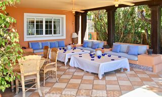 Eerstelijnsgolf en -strand villa te koop in Marbella West met een uniek golf- en zeezicht! Verlaagd in prijs. 31859 