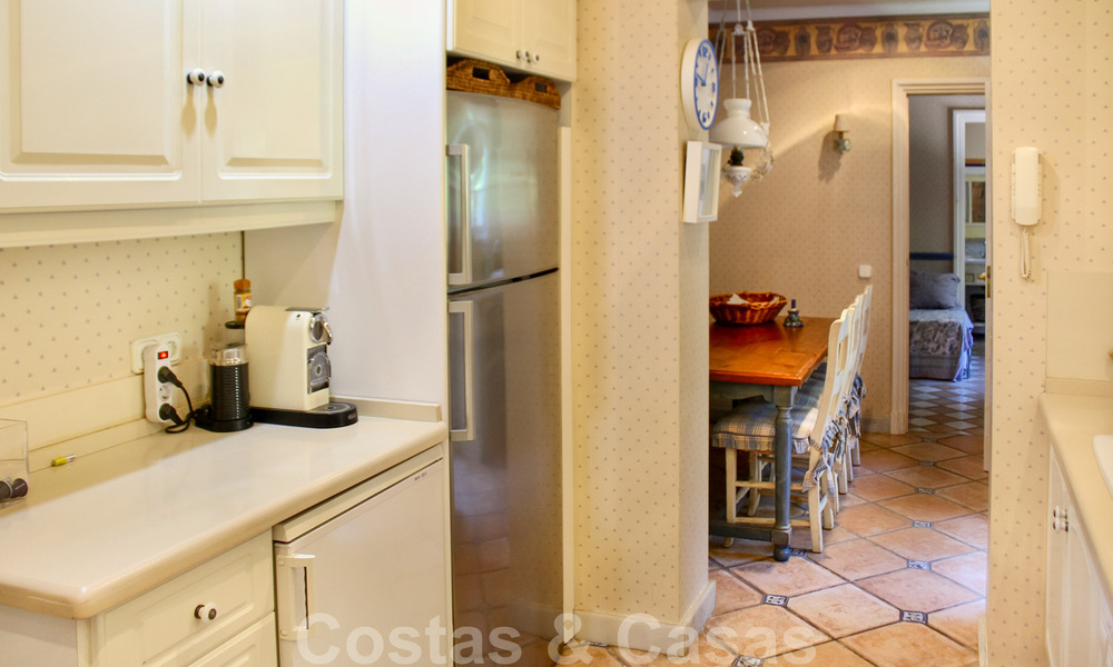 Eerstelijnsgolf en -strand villa te koop in Marbella West met een uniek golf- en zeezicht! Verlaagd in prijs. 31869