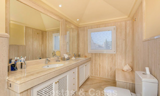 Ruim luxe penthouse te koop aan de golfbaan in Nueva Andalucia, Marbella met panoramisch uitzicht 32089 