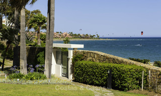 Eerstelijnsstrand penthouse appartement te koop met privézwembad op de New Golden Mile, tussen Marbella en Estepona 32193 