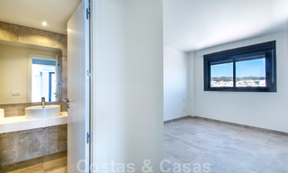 Elegant modern appartement met zee- en stadszicht te koop in het centrum van Estepona 32235 