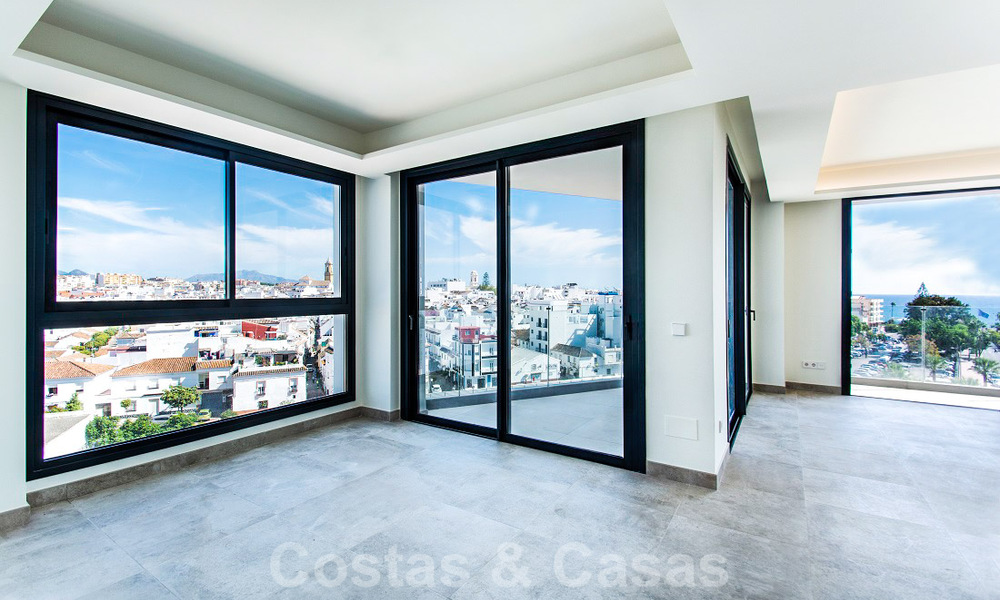 Elegant modern appartement met zee- en stadszicht te koop in het centrum van Estepona 32242
